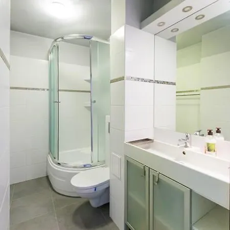 Aleja Pokoju Apartman