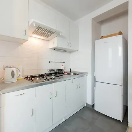 Apartment Aleja Pokoju Krakau